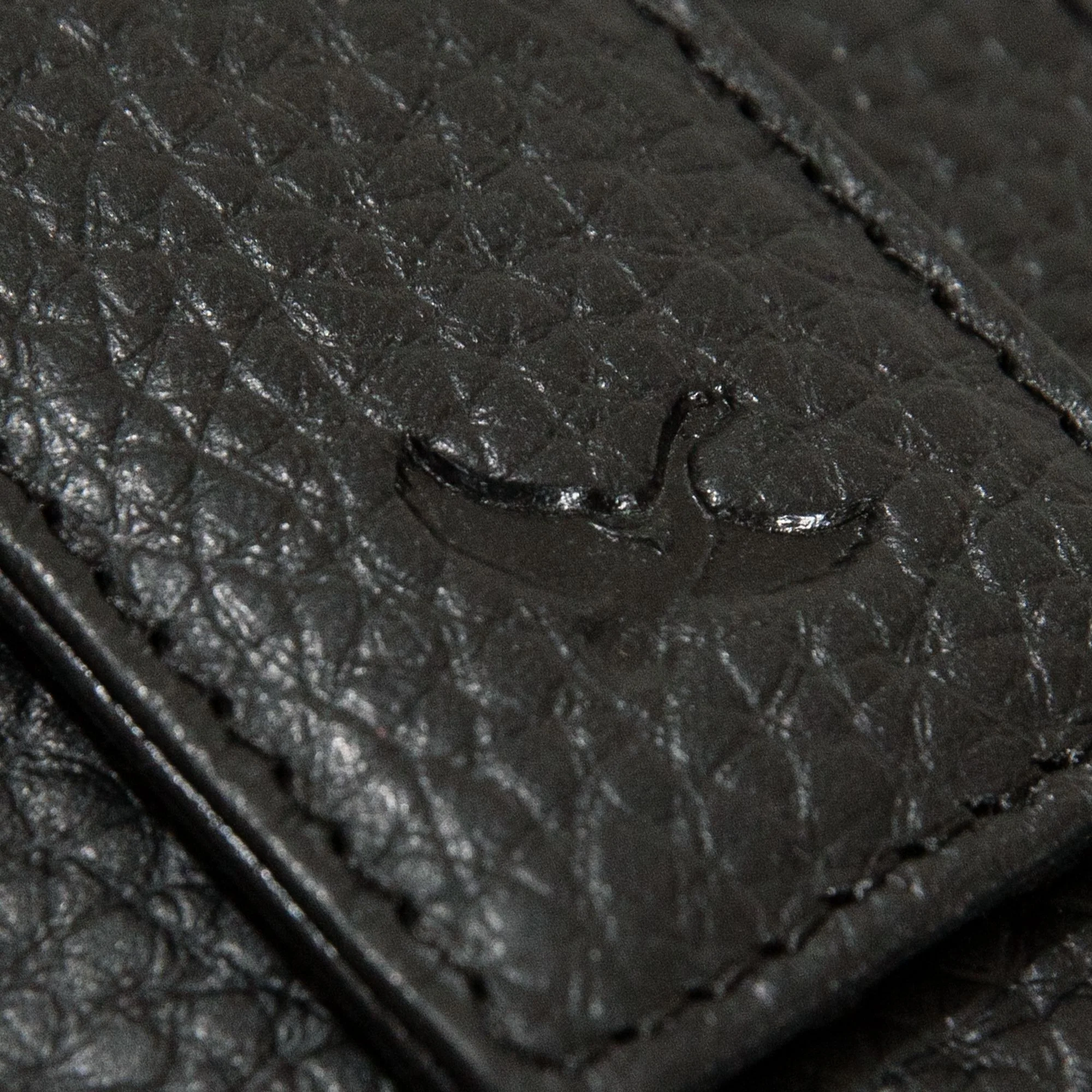 Rugged Leather Money Clip Bifold Wallet - Image 19