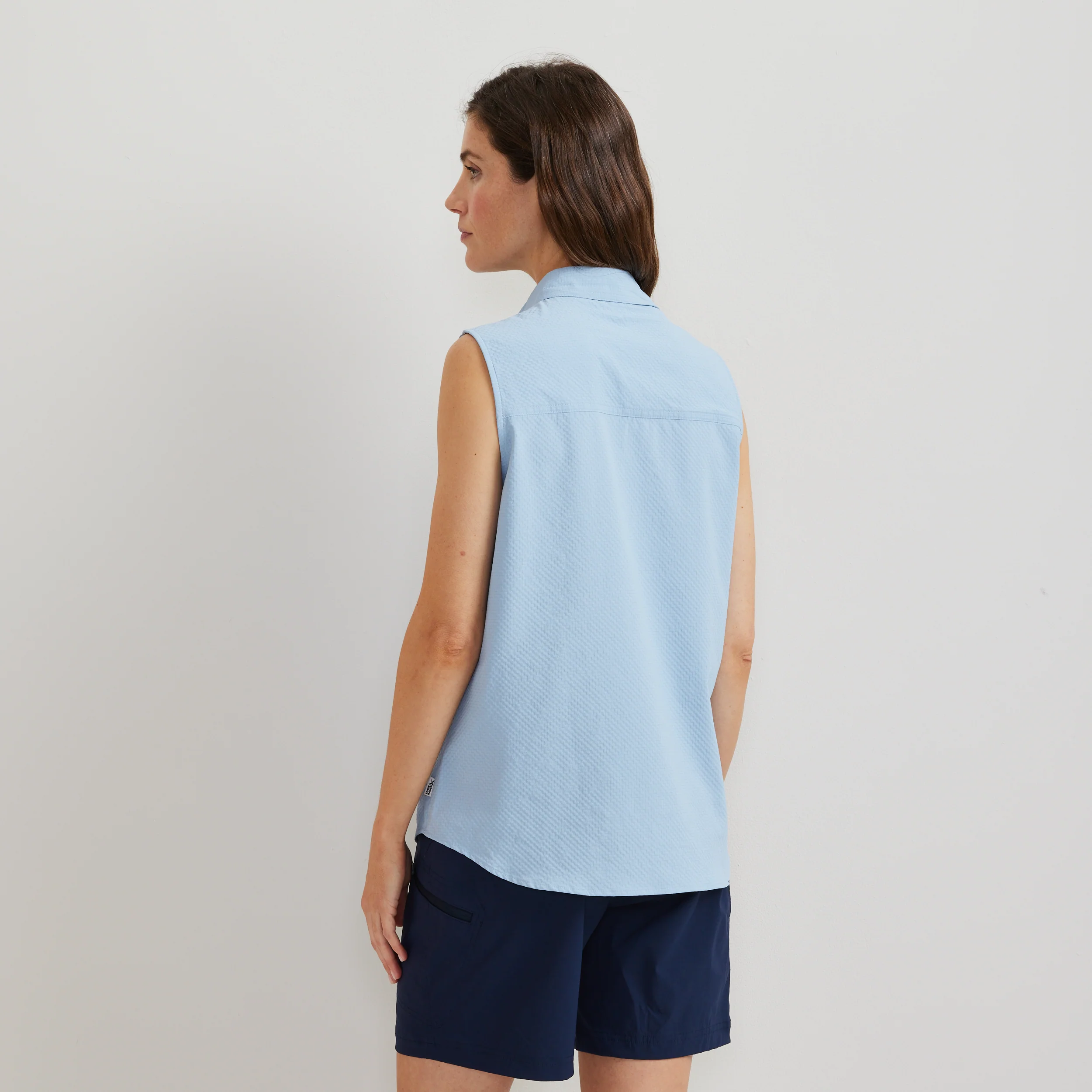 Women's Mountain 3.0 Sleeveless Shirt - Solid - Image 11